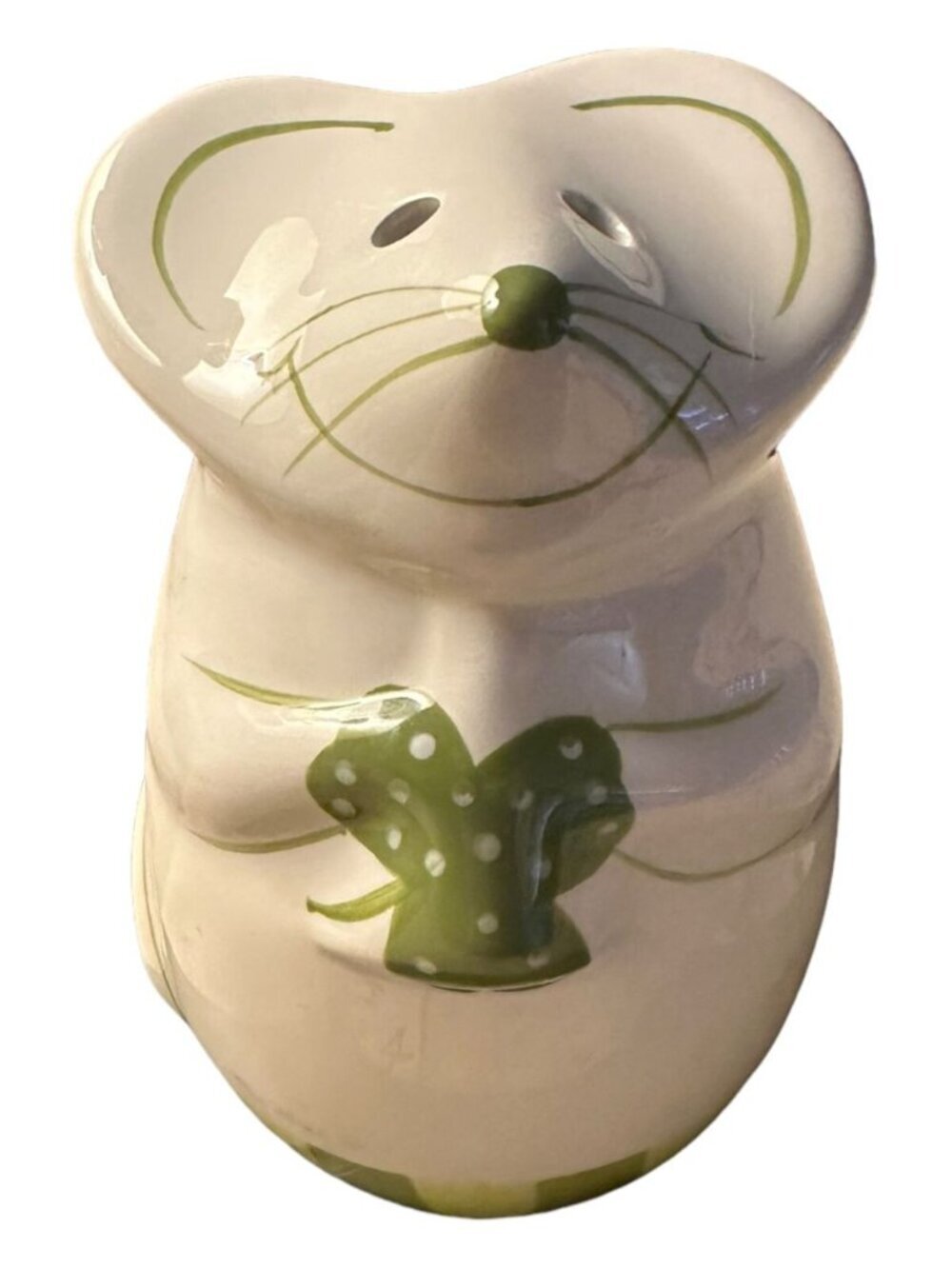Laurie Gates mouse parmesan cheese shaker mouse with clover